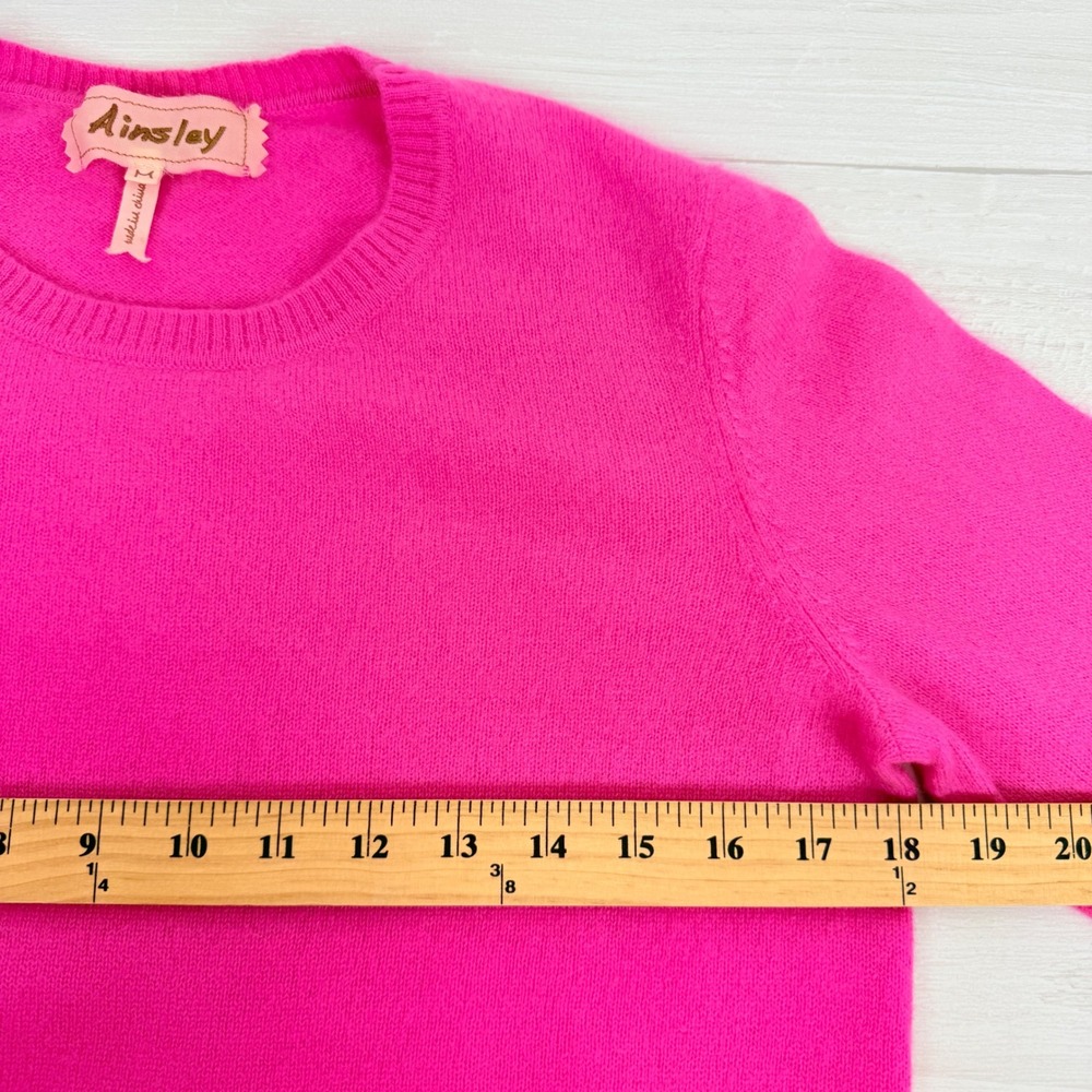 Ainsley 100% Cashmere Crew Neck Sweater‎ Women M Bright Pink Soft Cozy Luxury - Picture 12 of 16